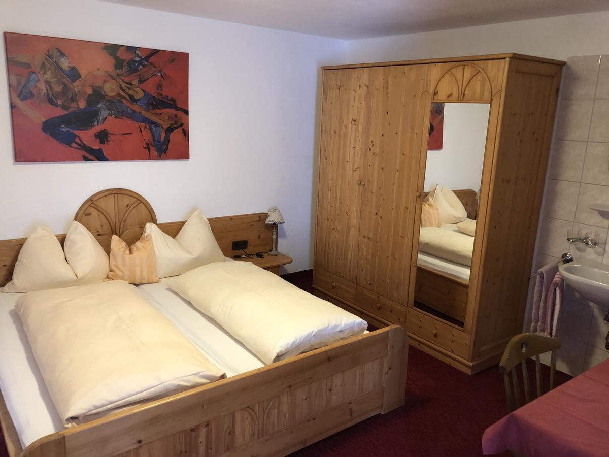Haus Steissbach Apartment Санкт Антон ам Арлберг Екстериор снимка